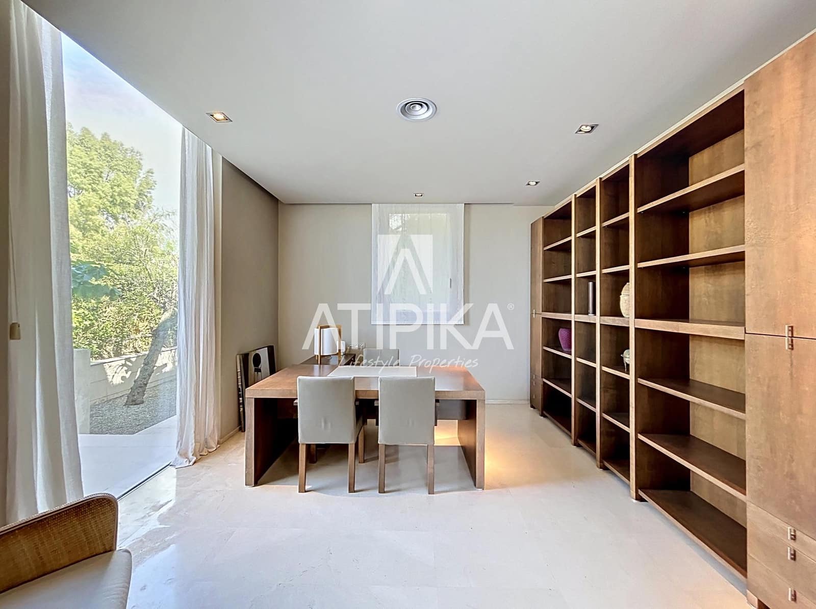 6 soveværelse Villa til salg i Gava med swimmingpool - € 8.484.000 (Ref: 9941439)