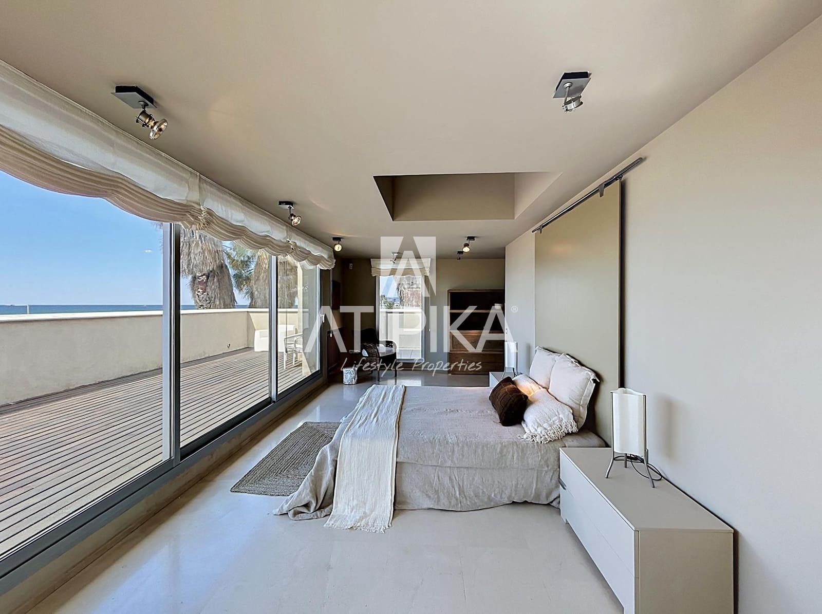 6 soveværelse Villa til salg i Gava med swimmingpool - € 8.484.000 (Ref: 9941439)