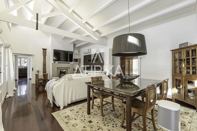 5 sypialnia Willa na sprzedaż w Cabrera de Mar z basenem - 2 650 000 € (Ref: 9941440)