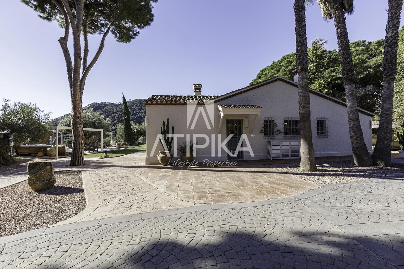 5 sypialnia Willa na sprzedaż w Cabrera de Mar z basenem - 2 650 000 € (Ref: 9941440)