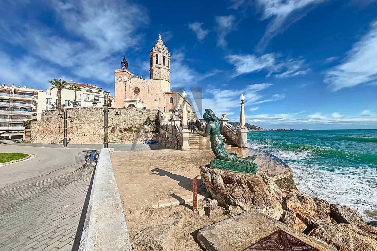 5 makuuhuone Huvila myytävänä paikassa Sant Pere de Ribes mukana uima-altaan - 1 200 000 € (Ref: 9941442)