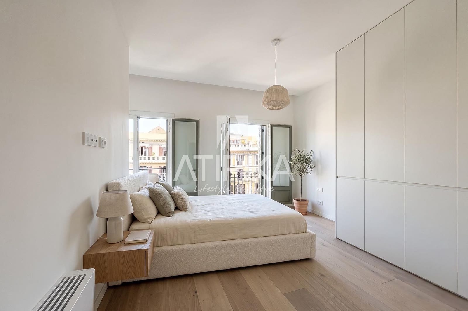 3 makuuhuone Kattohuoneisto myytävänä paikassa Barcelona kaupunki - 4 300 000 € (Ref: 9941443)