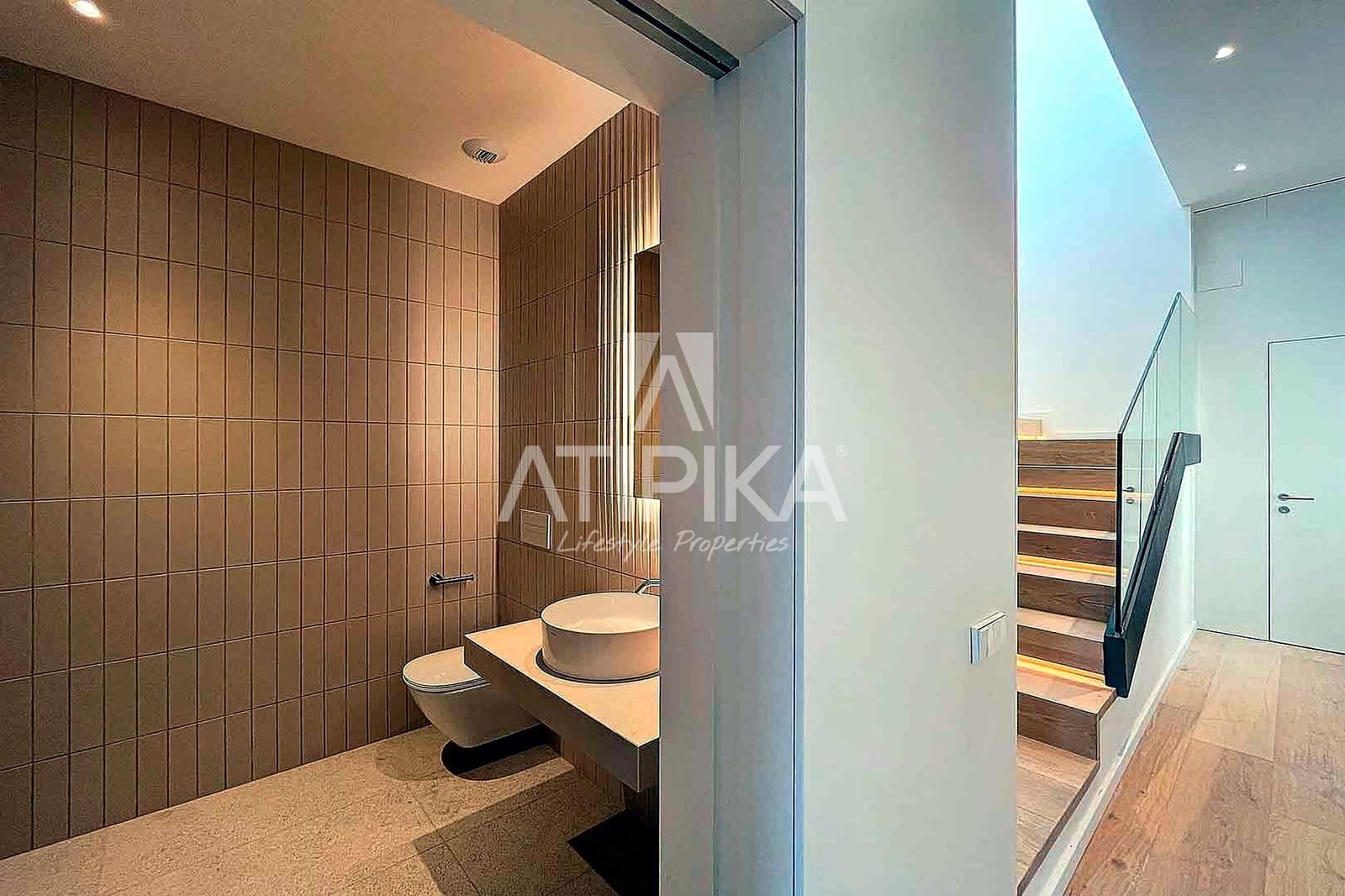 3 makuuhuone Kattohuoneisto myytävänä paikassa Barcelona kaupunki - 4 300 000 € (Ref: 9941443)