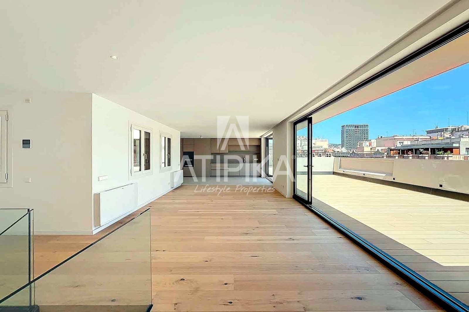 3 makuuhuone Kattohuoneisto myytävänä paikassa Barcelona kaupunki - 4 300 000 € (Ref: 9941443)