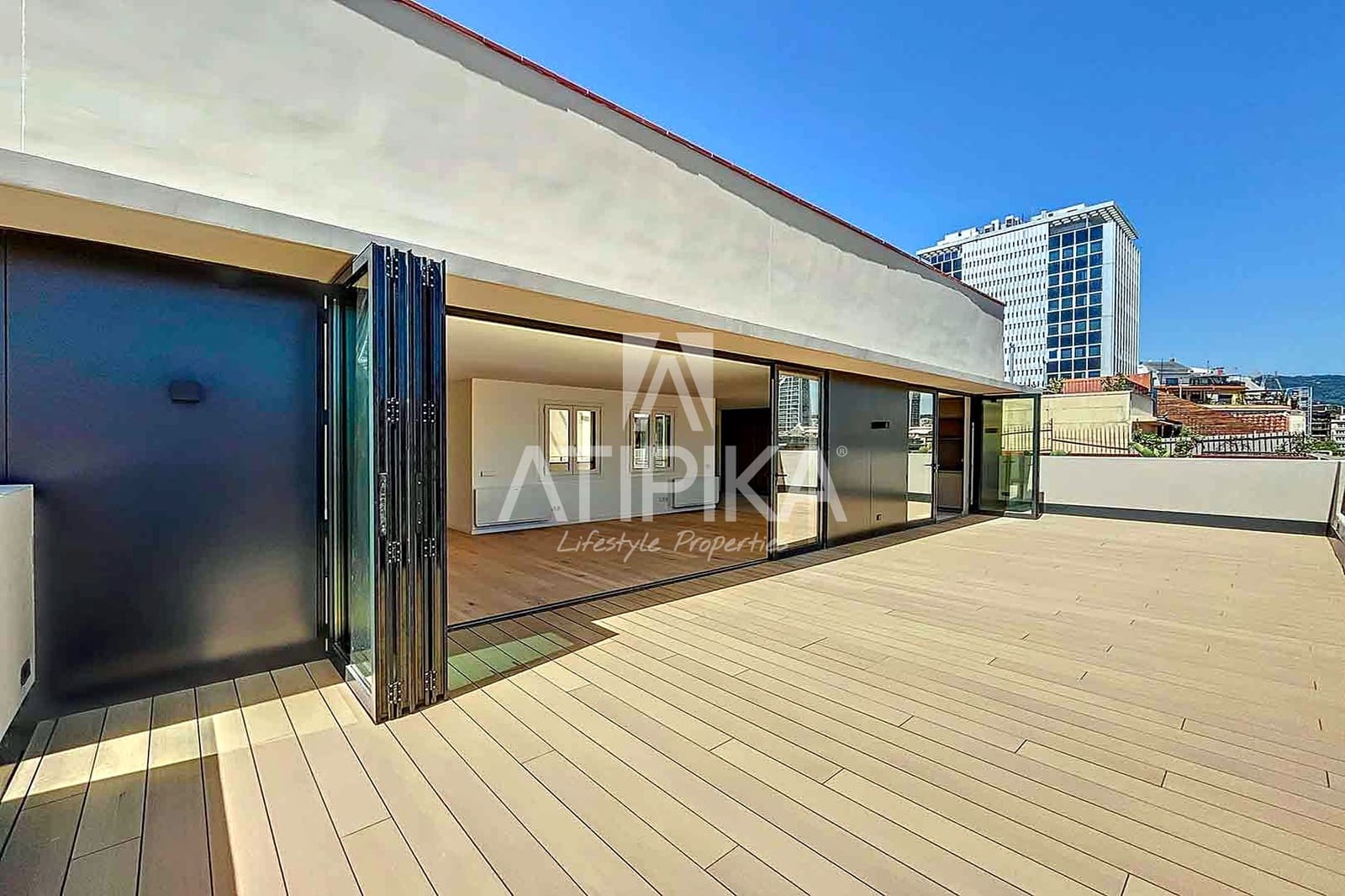 3 makuuhuone Kattohuoneisto myytävänä paikassa Barcelona kaupunki - 4 300 000 € (Ref: 9941443)