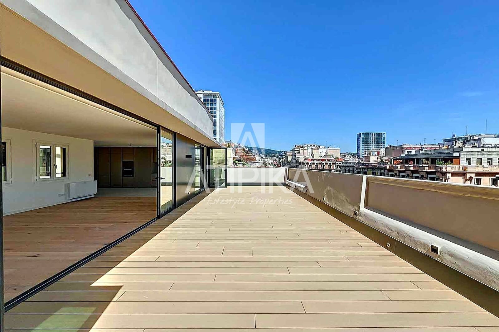 3 makuuhuone Kattohuoneisto myytävänä paikassa Barcelona kaupunki - 4 300 000 € (Ref: 9941443)