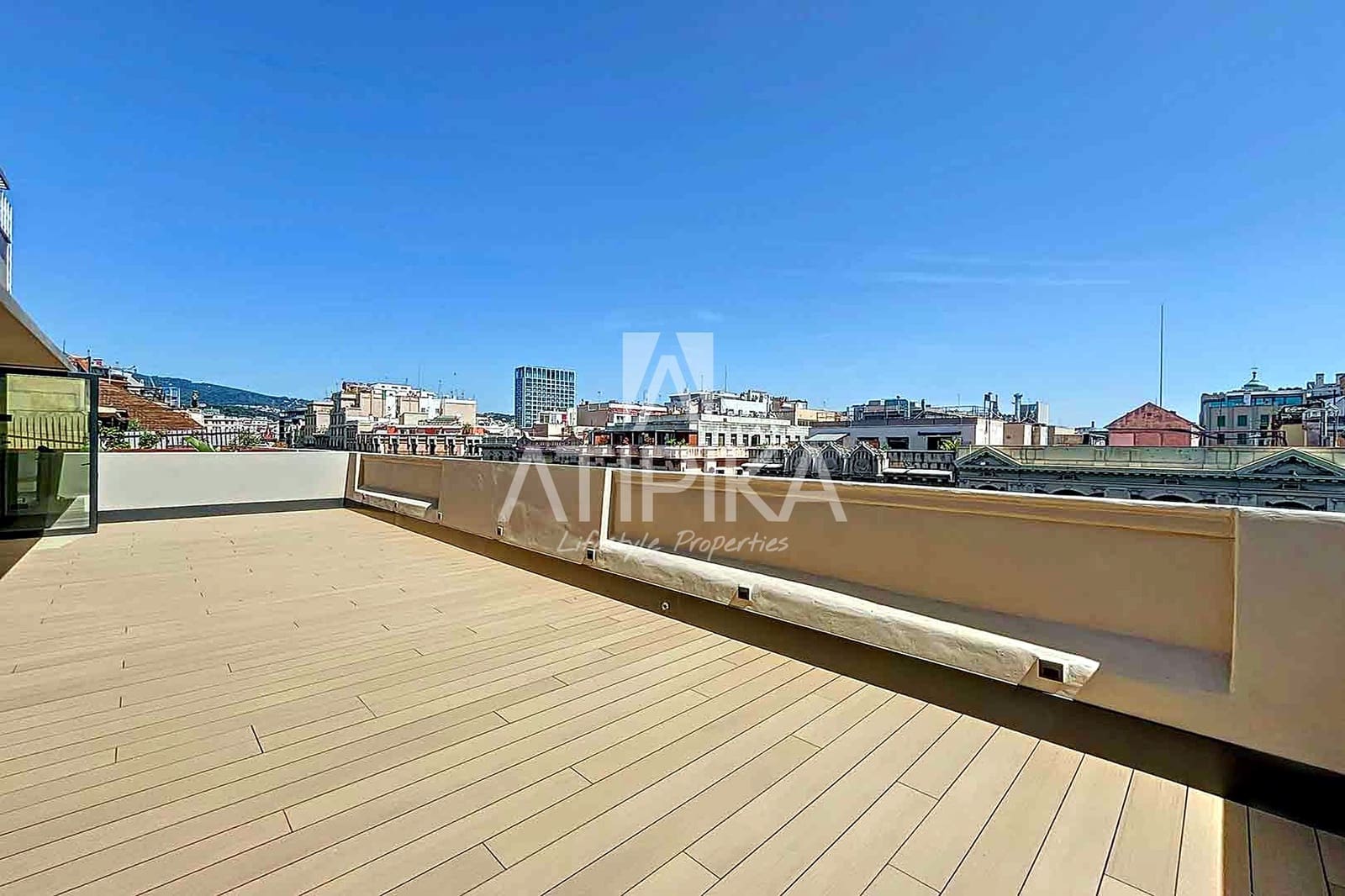 3 makuuhuone Kattohuoneisto myytävänä paikassa Barcelona kaupunki - 4 300 000 € (Ref: 9941443)