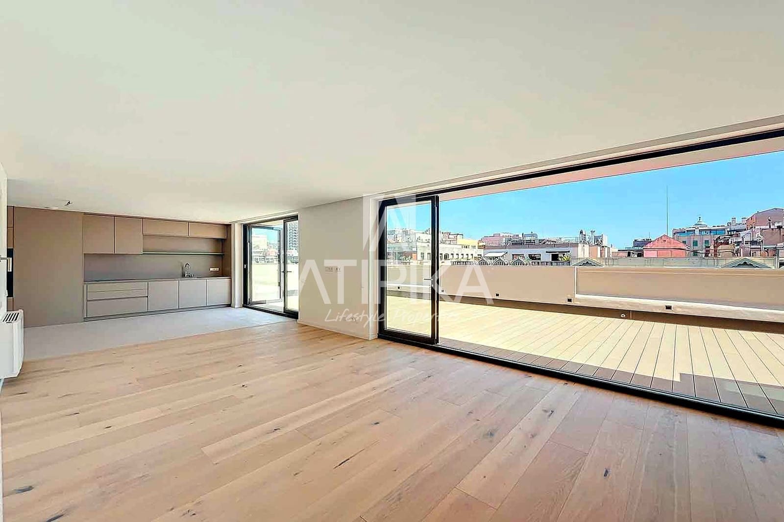 3 makuuhuone Kattohuoneisto myytävänä paikassa Barcelona kaupunki - 4 300 000 € (Ref: 9941443)