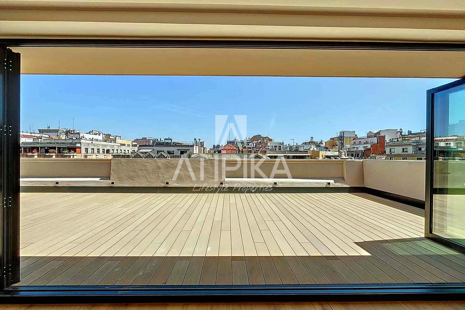 3 makuuhuone Kattohuoneisto myytävänä paikassa Barcelona kaupunki - 4 300 000 € (Ref: 9941443)