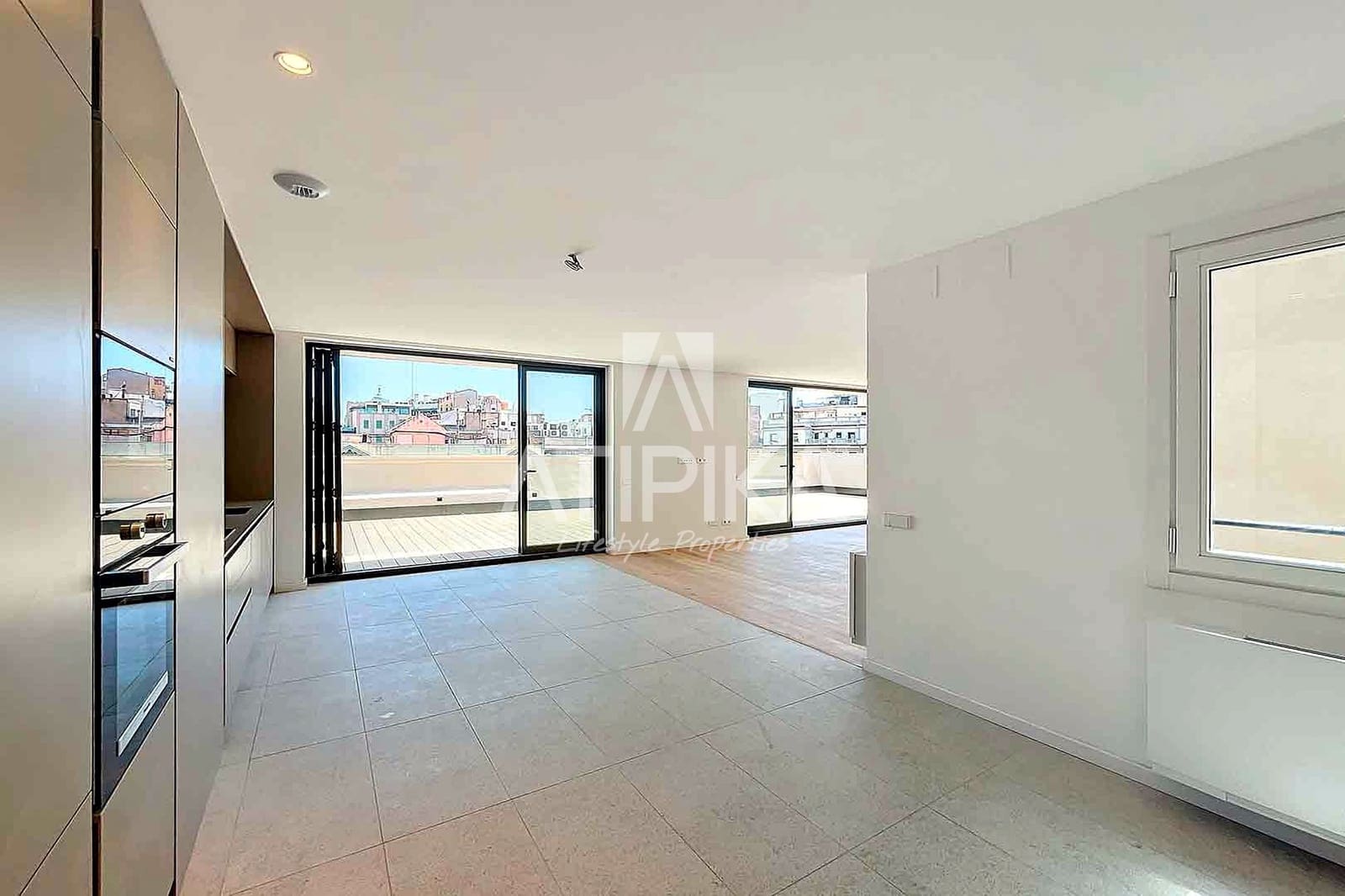 3 makuuhuone Kattohuoneisto myytävänä paikassa Barcelona kaupunki - 4 300 000 € (Ref: 9941443)
