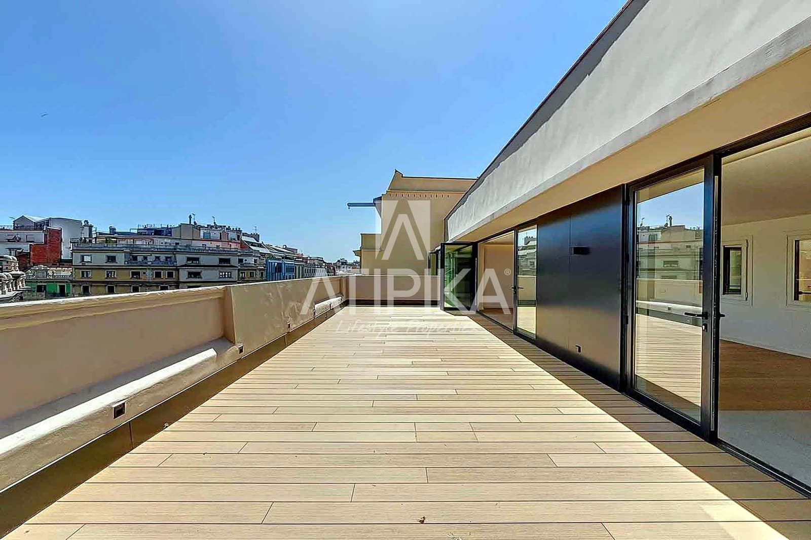 3 makuuhuone Kattohuoneisto myytävänä paikassa Barcelona kaupunki - 4 300 000 € (Ref: 9941443)