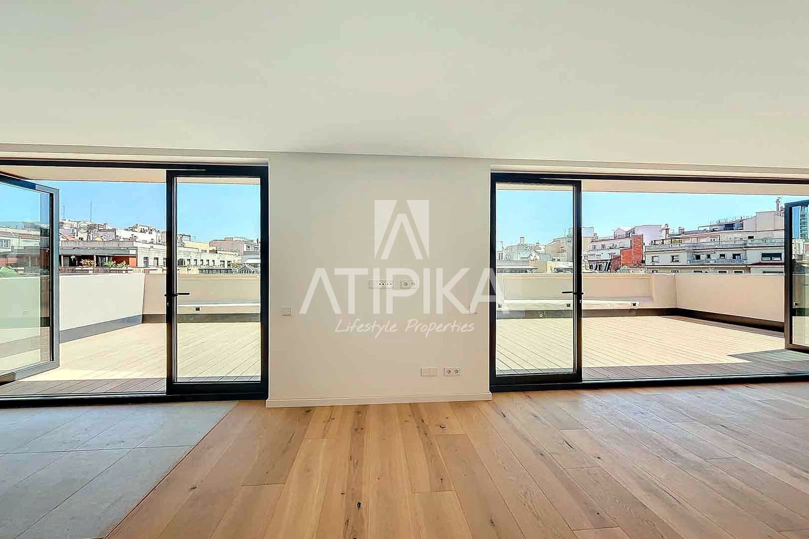 3 makuuhuone Kattohuoneisto myytävänä paikassa Barcelona kaupunki - 4 300 000 € (Ref: 9941443)