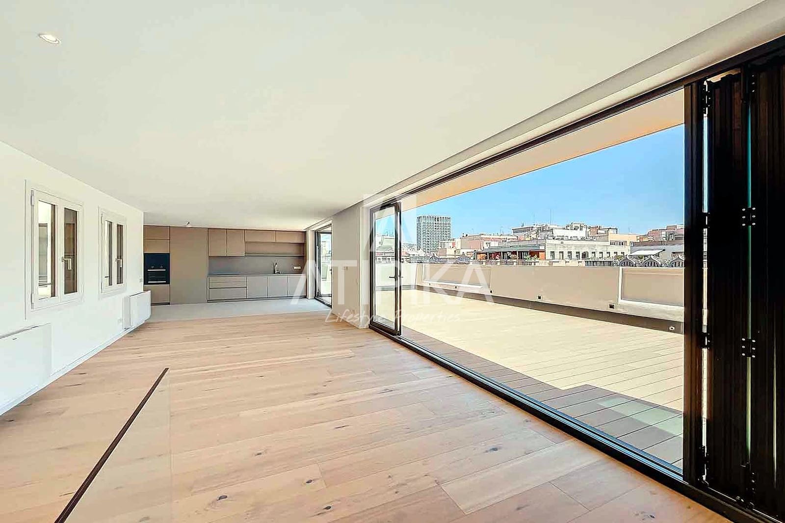 3 makuuhuone Kattohuoneisto myytävänä paikassa Barcelona kaupunki - 4 300 000 € (Ref: 9941443)