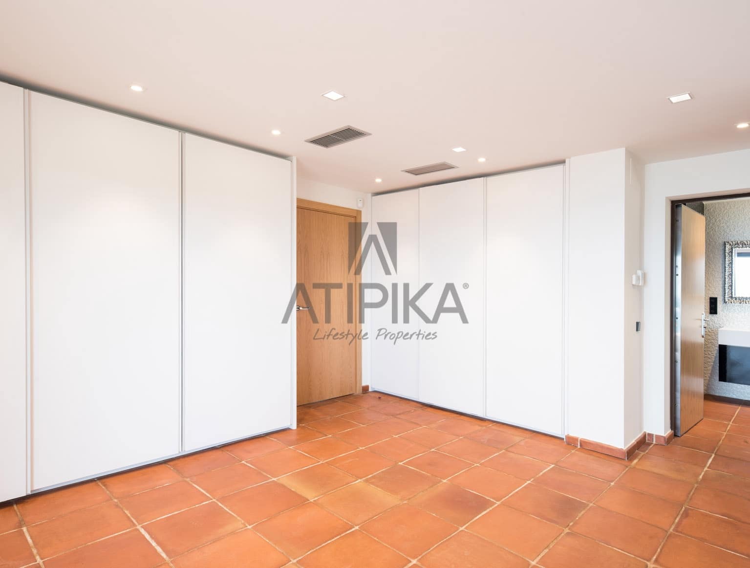 5 soverom Villa til salgs i Arenys de Mar med svømmebasseng - € 3 500 000 (Ref: 9941448)