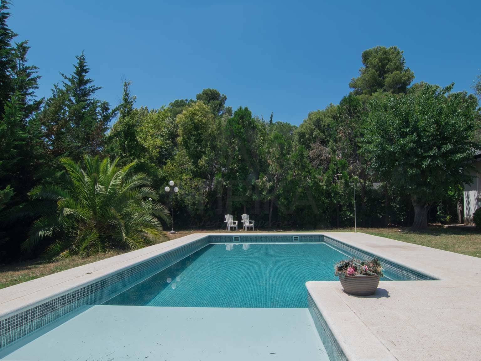 6 bedroom Villa for sale in Sant Cugat del Valles with pool - € 1,900,000 (Ref: 9941449)