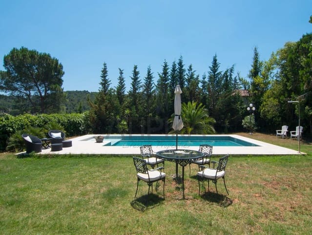 6 soveværelse Villa til salg i Sant Cugat del Valles med swimmingpool - € 1.900.000 (Ref: 9941449)