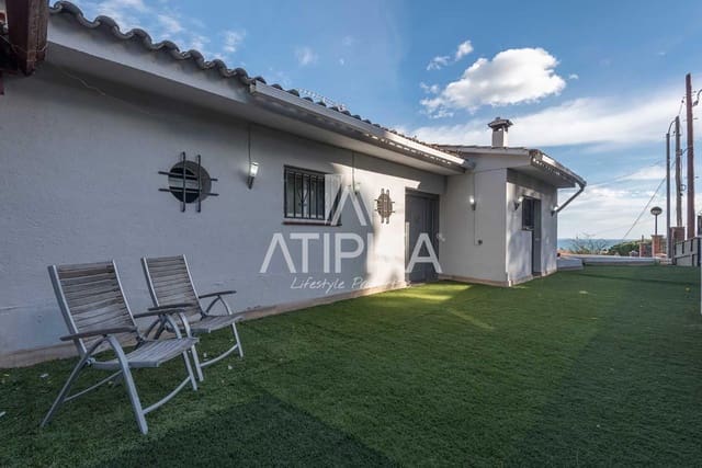 6 soveværelse Villa til salg i Cabrils med swimmingpool - € 895.000 (Ref: 9941451)
