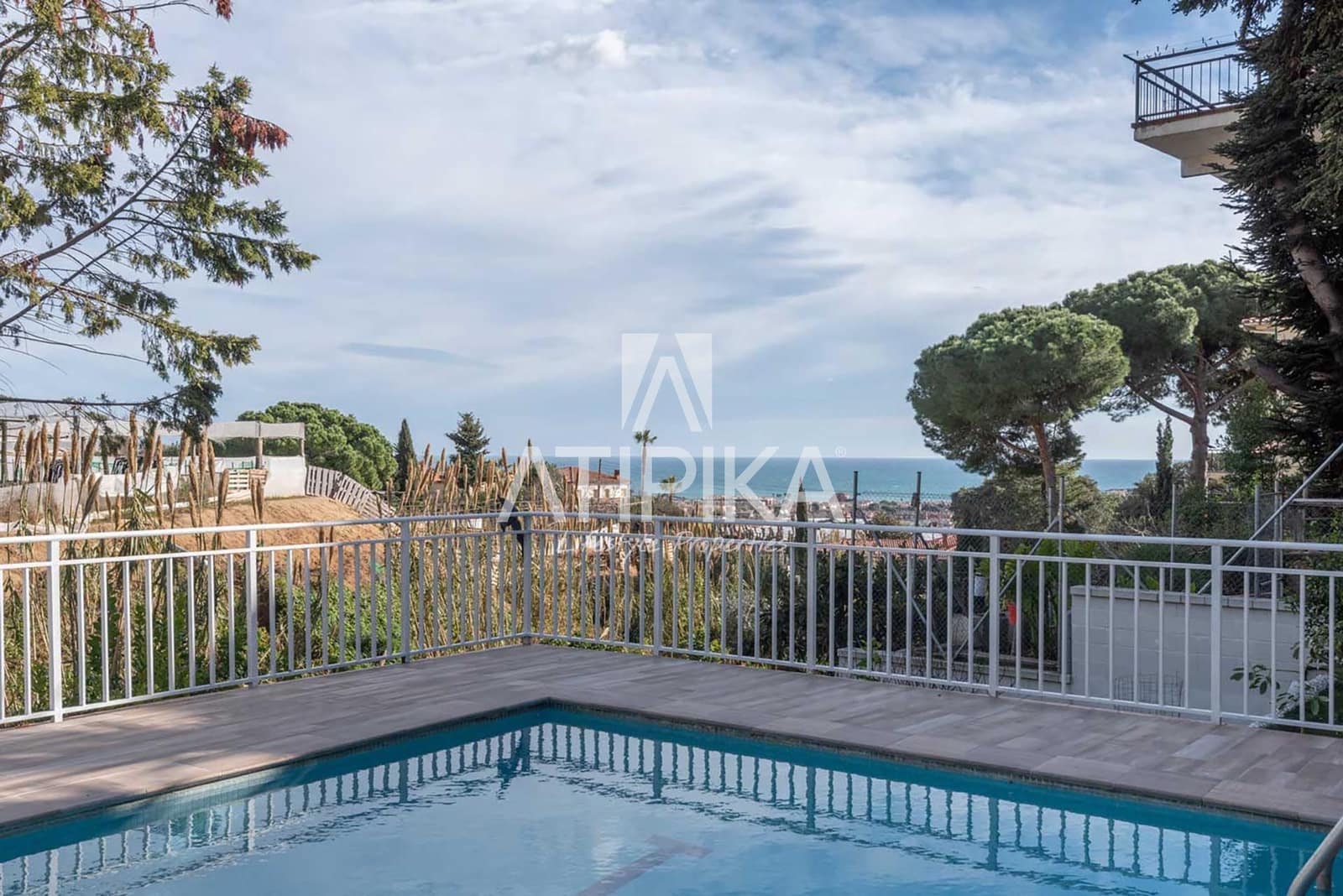 6 soveværelse Villa til salg i Cabrils med swimmingpool - € 895.000 (Ref: 9941451)