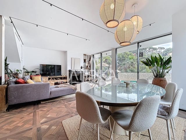 6 slaapkamer Villa te koop in Castelldefels - € 1.800.000 (Ref: 9941461)