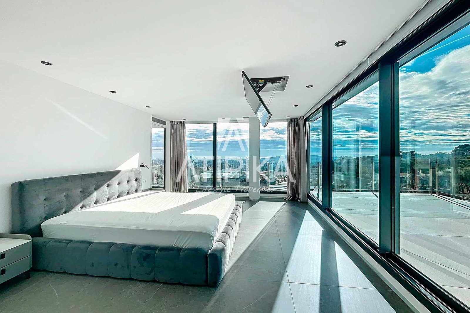 6 sypialnia Willa na sprzedaż w Miasto Barcelona z basenem - 5 900 000 € (Ref: 9941462)