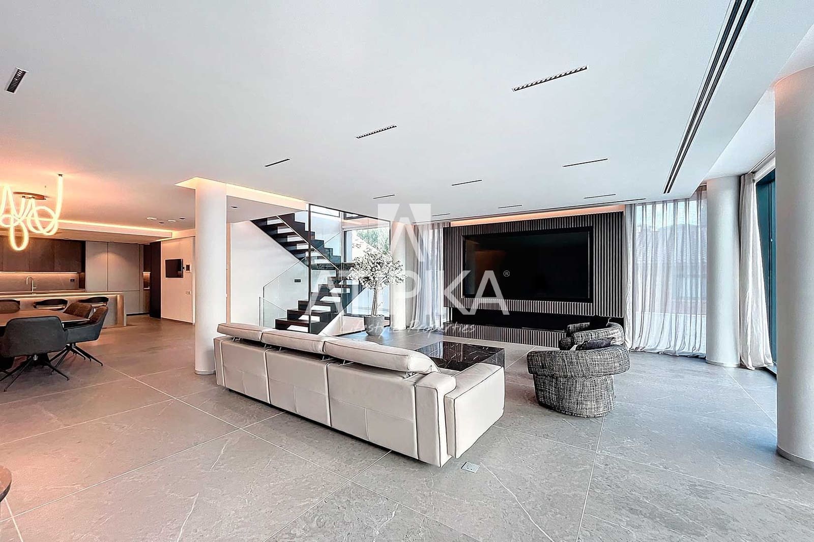 6 sypialnia Willa na sprzedaż w Miasto Barcelona z basenem - 5 900 000 € (Ref: 9941462)