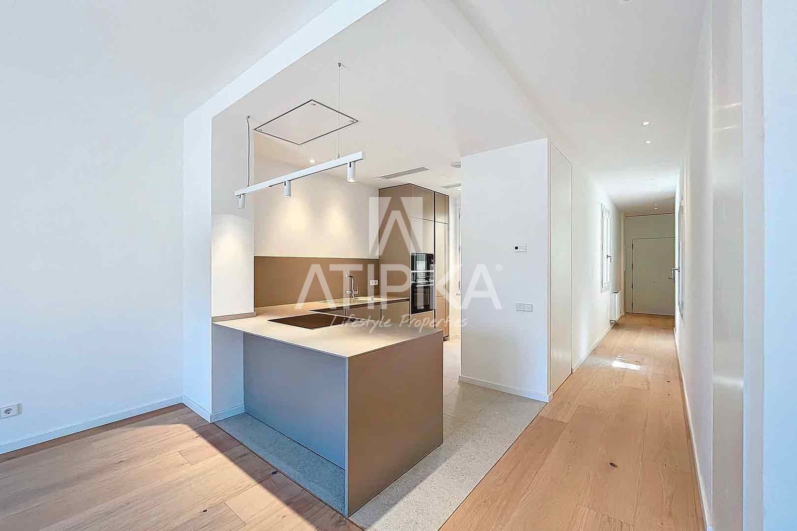 2 soveværelse Lejlighed til salg i Barcelona by - € 994.000 (Ref: 9941466)