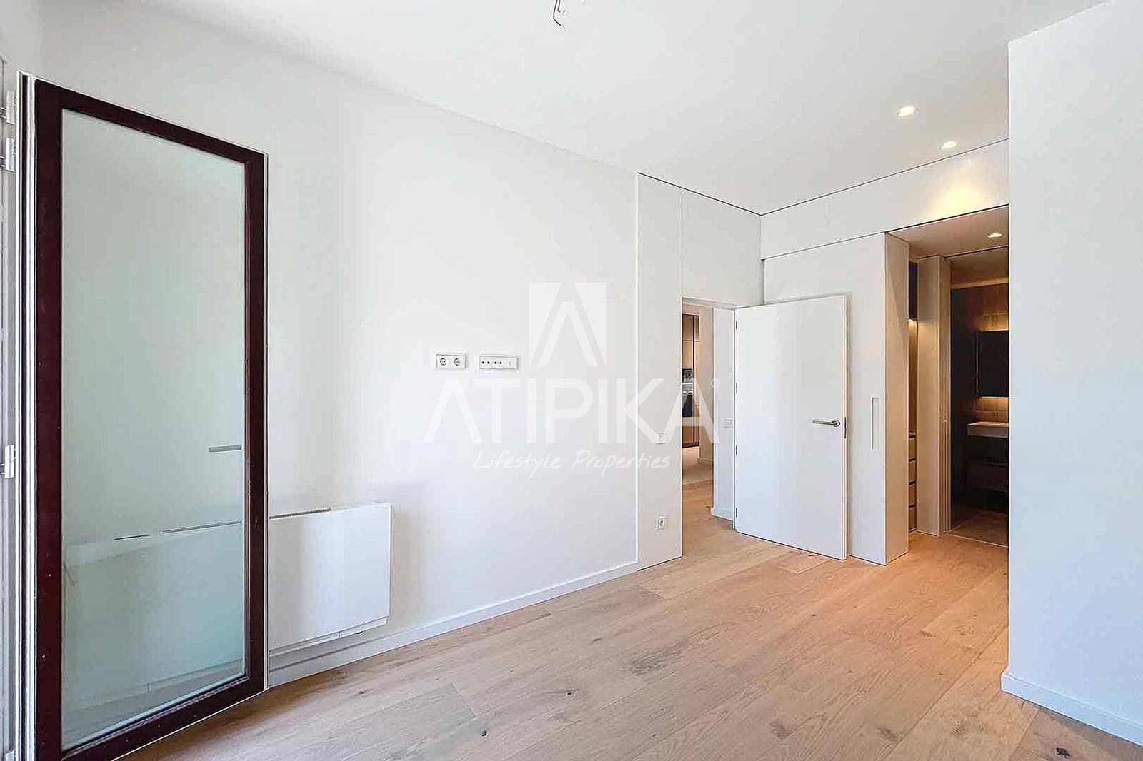 2 soveværelse Lejlighed til salg i Barcelona by - € 994.000 (Ref: 9941466)