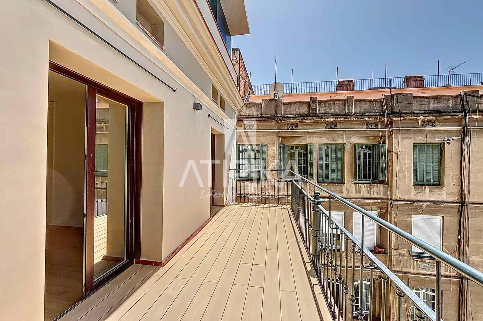 2 soveværelse Lejlighed til salg i Barcelona by - € 994.000 (Ref: 9941466)