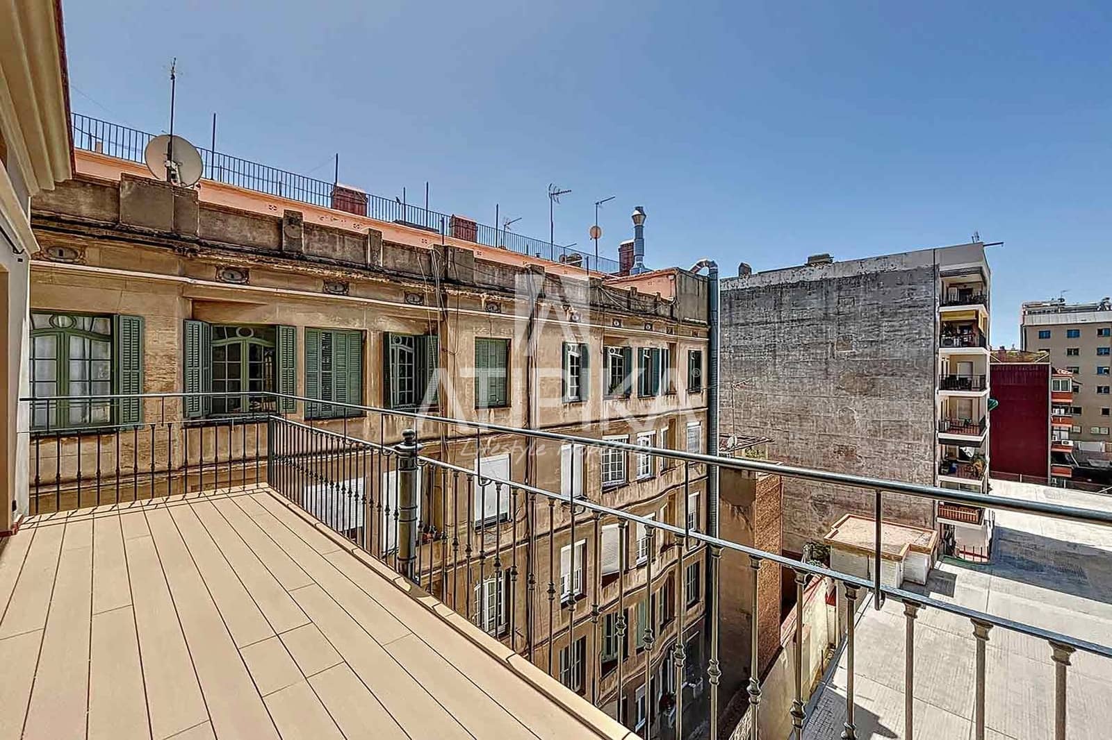 2 soveværelse Lejlighed til salg i Barcelona by - € 994.000 (Ref: 9941466)