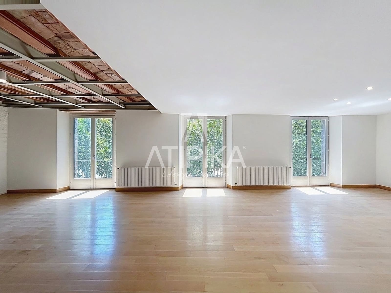 3 makuuhuone Huoneisto vuokrattavana paikassa Barcelona kaupunki - 4 000 € (Ref: 9950904)