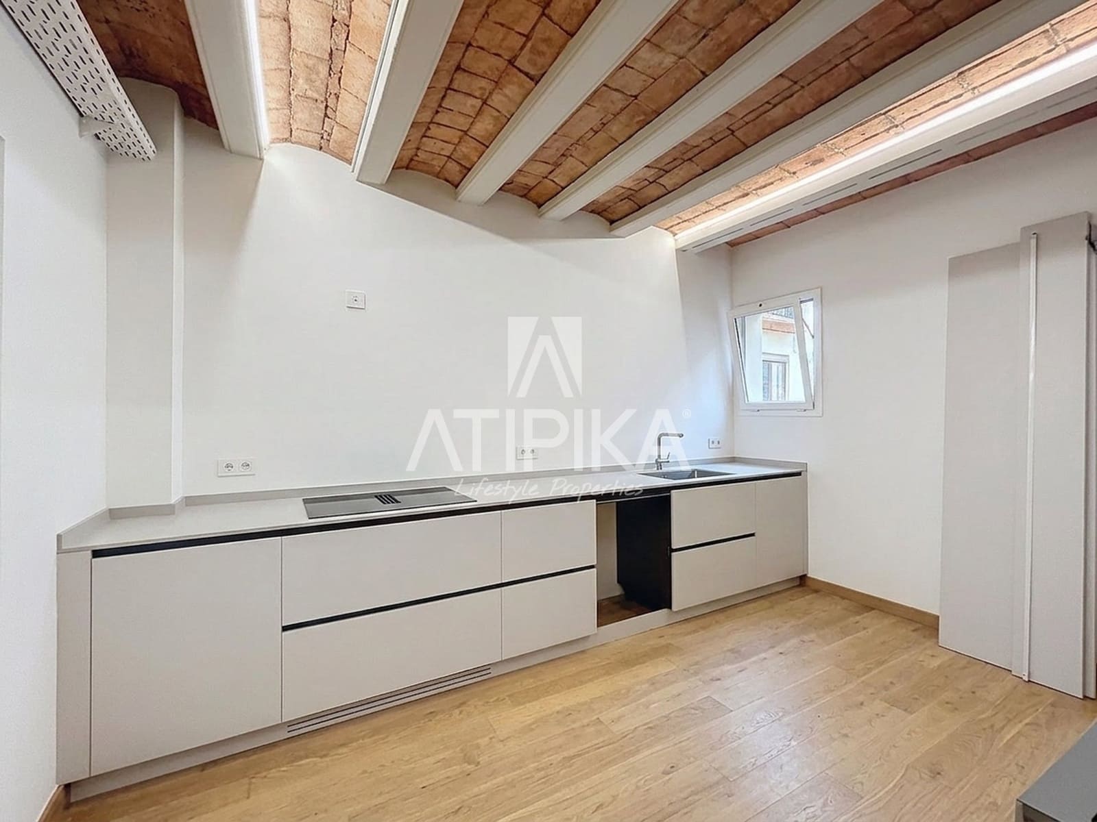 3 makuuhuone Huoneisto vuokrattavana paikassa Barcelona kaupunki - 4 000 € (Ref: 9950904)
