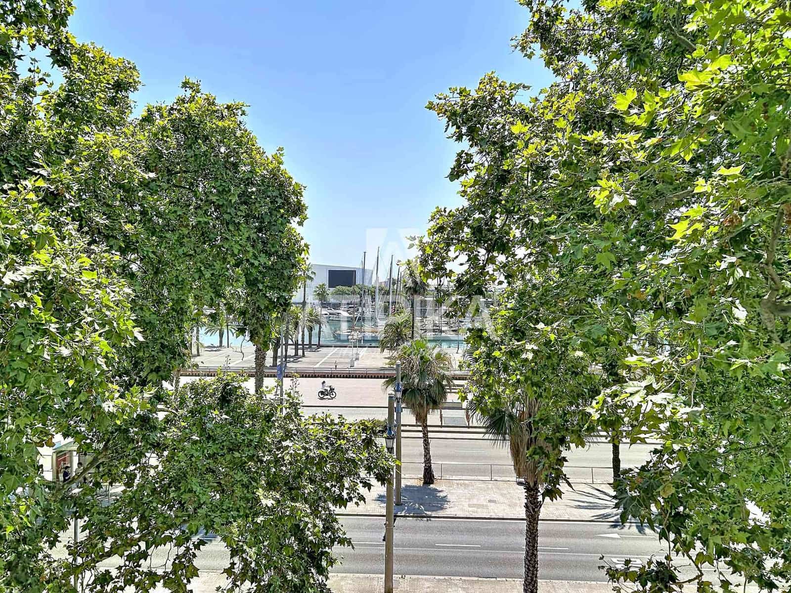 3 makuuhuone Huoneisto vuokrattavana paikassa Barcelona kaupunki - 4 000 € (Ref: 9950904)