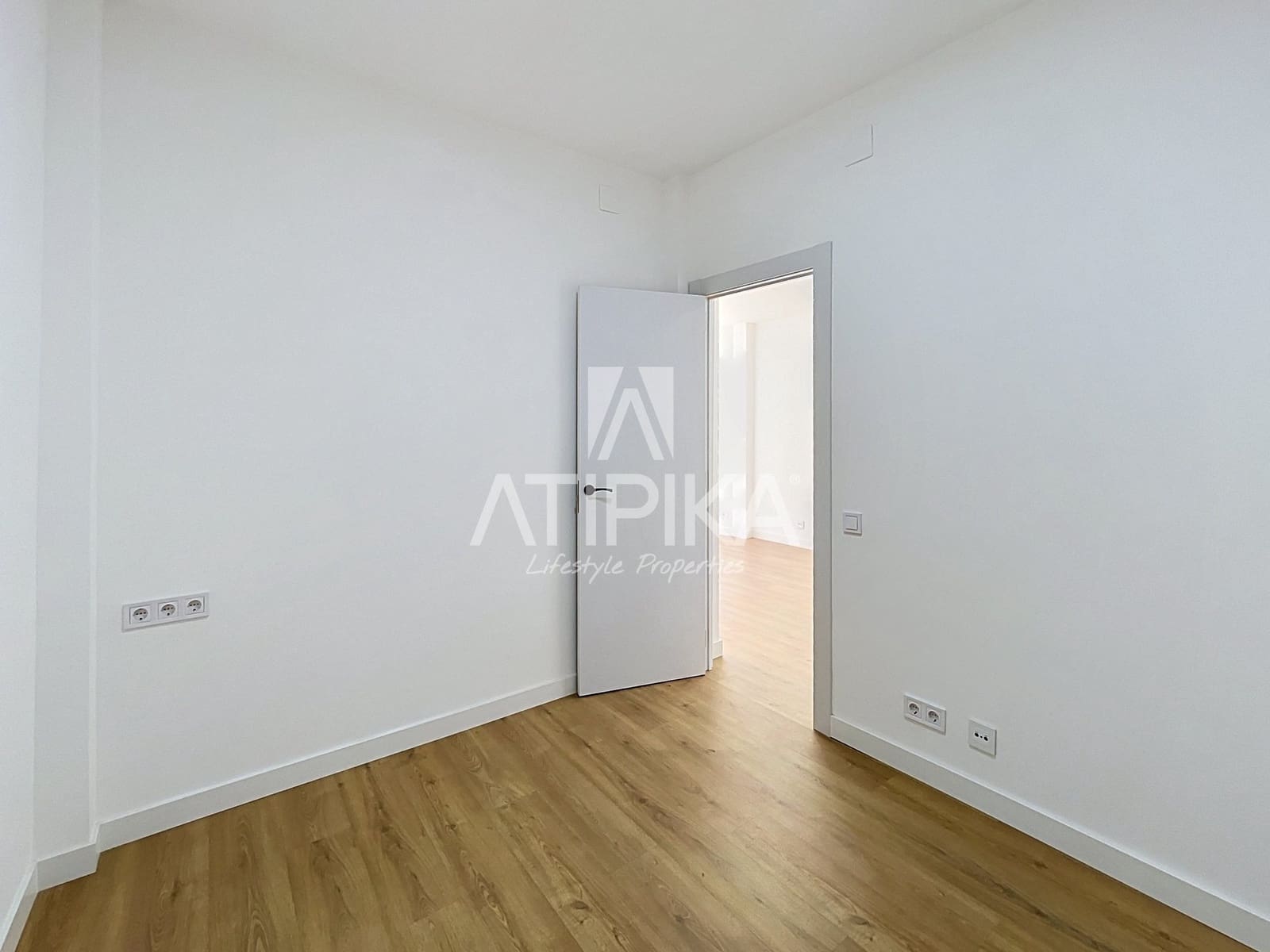 3 soveværelse Lejlighed til salg i Barcelona by - € 537.000 (Ref: 9953630)