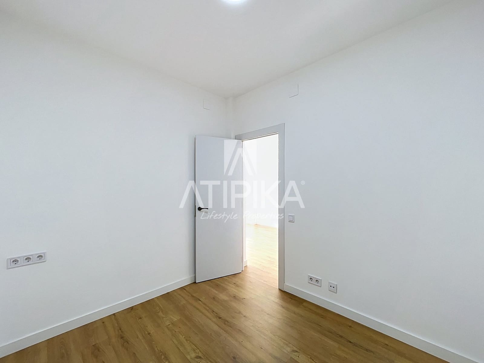 3 soveværelse Lejlighed til salg i Barcelona by - € 537.000 (Ref: 9953630)