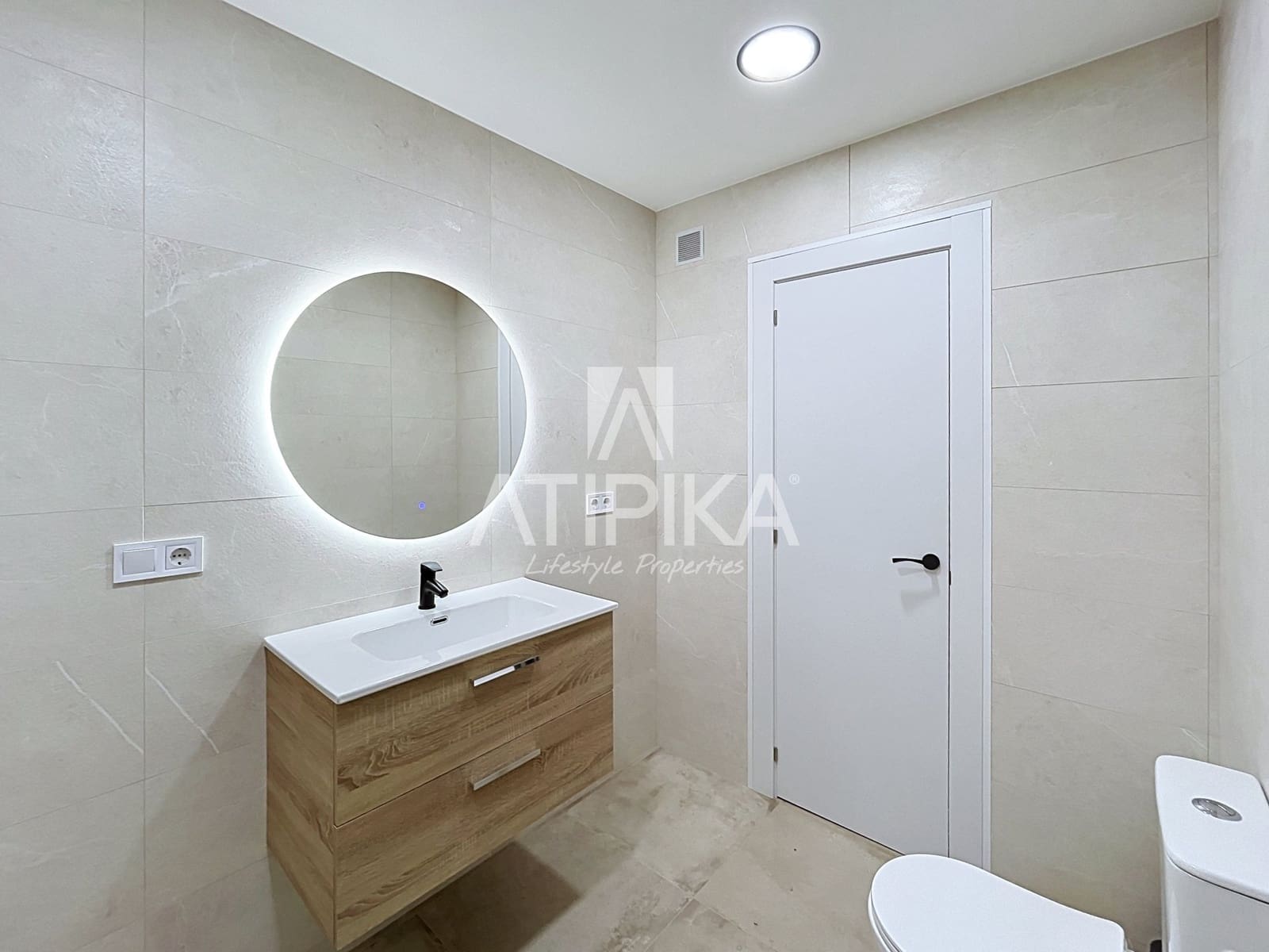 3 soveværelse Lejlighed til salg i Barcelona by - € 537.000 (Ref: 9953630)