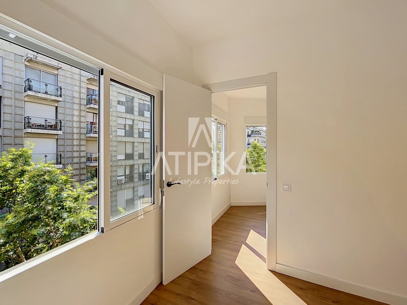 3 soveværelse Lejlighed til salg i Barcelona by - € 537.000 (Ref: 9953630)