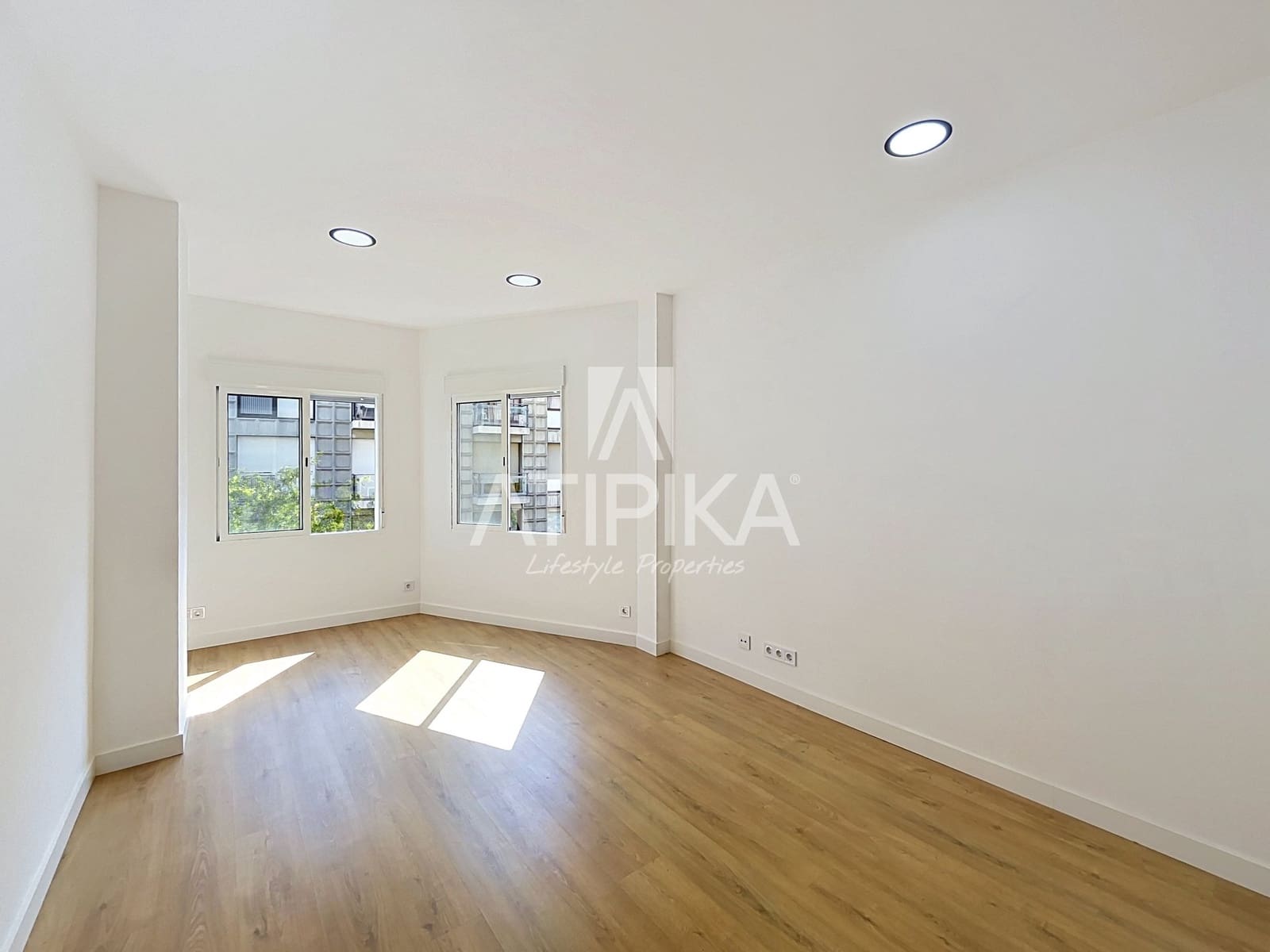 3 soveværelse Lejlighed til salg i Barcelona by - € 537.000 (Ref: 9953630)