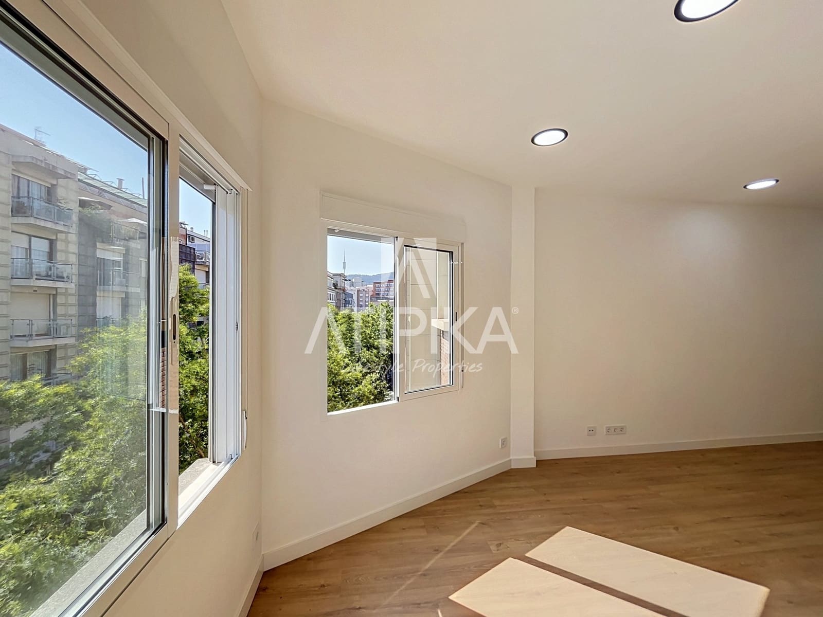 3 soveværelse Lejlighed til salg i Barcelona by - € 537.000 (Ref: 9953630)