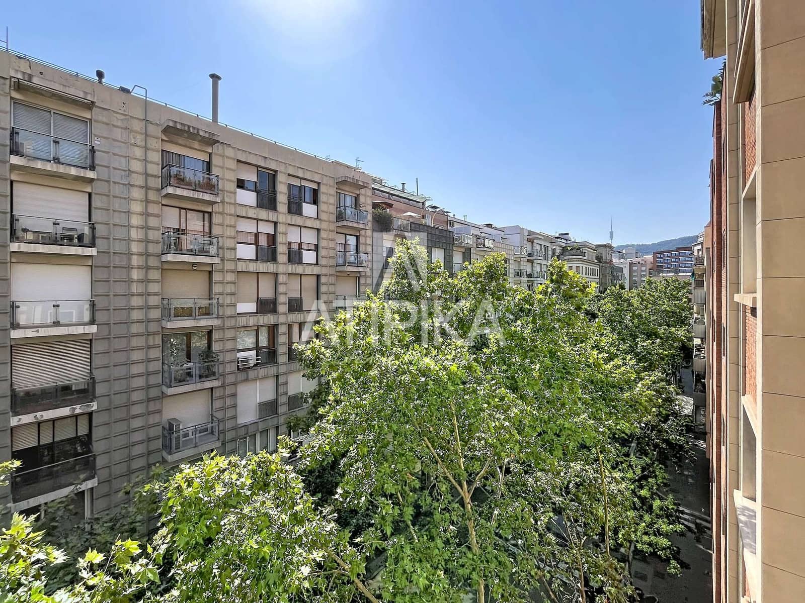 3 soveværelse Lejlighed til salg i Barcelona by - € 537.000 (Ref: 9953630)