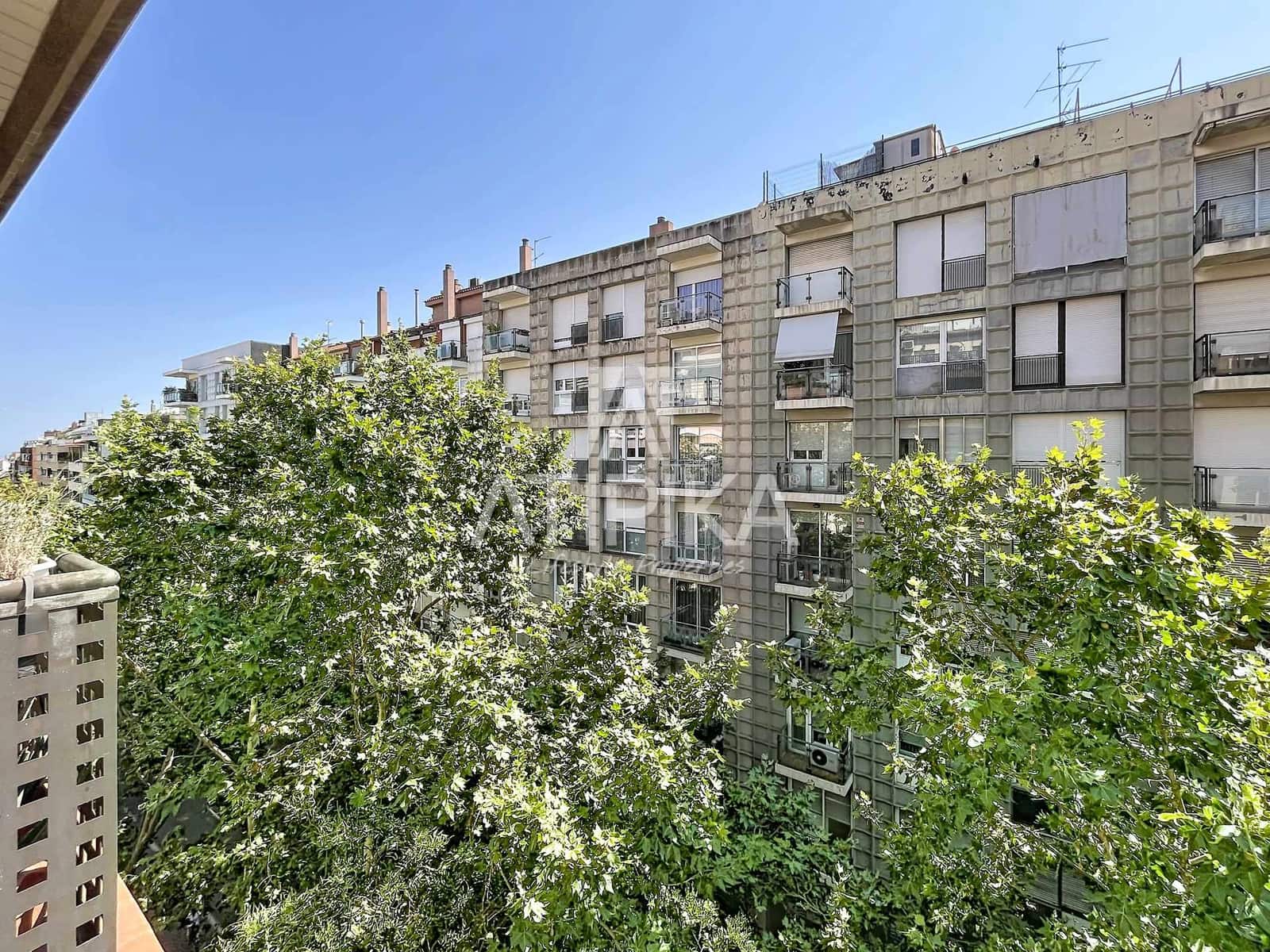 3 soveværelse Lejlighed til salg i Barcelona by - € 537.000 (Ref: 9953630)