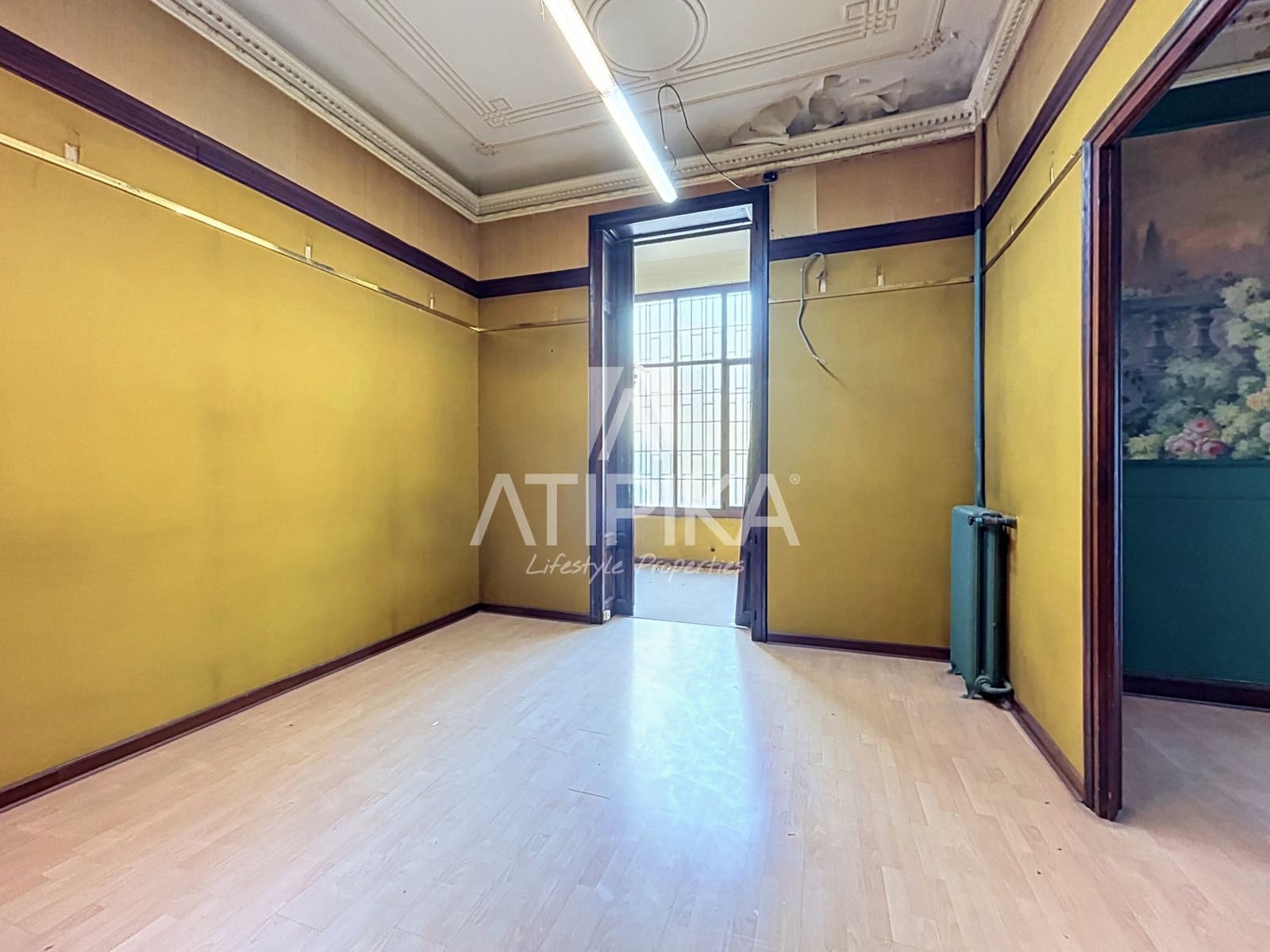 10 bedroom Office for sale in Barcelona city - € 6,700,000 (Ref: 9956701)