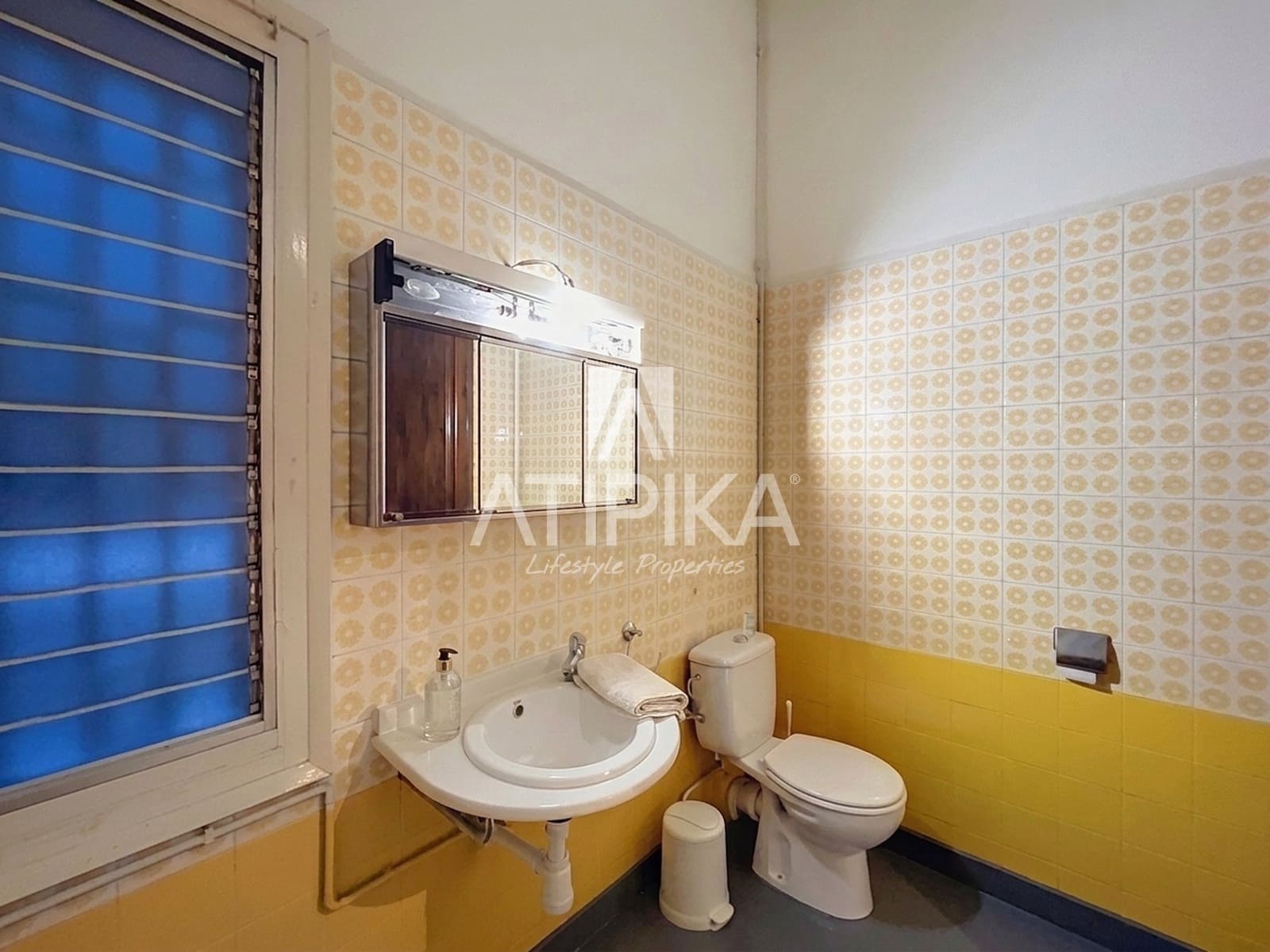 10 bedroom Office for sale in Barcelona city - € 6,700,000 (Ref: 9956701)