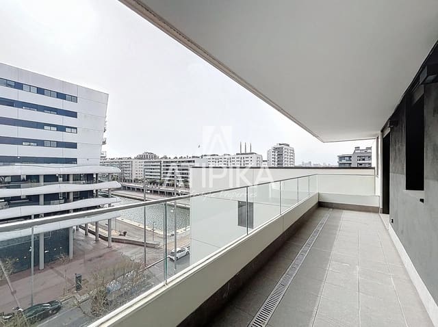 3 makuuhuone Huoneisto myytävänä paikassa Badalona mukana uima-altaan - 625 000 € (Ref: 9961898)