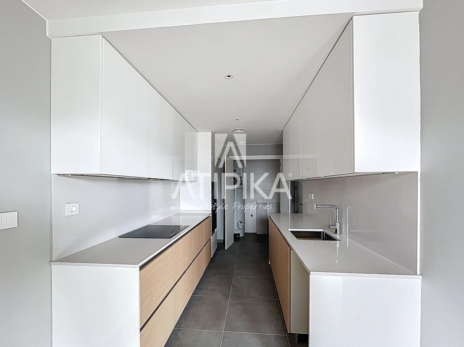 4 makuuhuone Huoneisto myytävänä paikassa Badalona mukana uima-altaan - 820 000 € (Ref: 9961899)