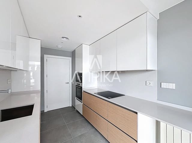 3 sovrum Lägenhet till salu i Badalona med pool - 550 000 € (Ref: 9961902)