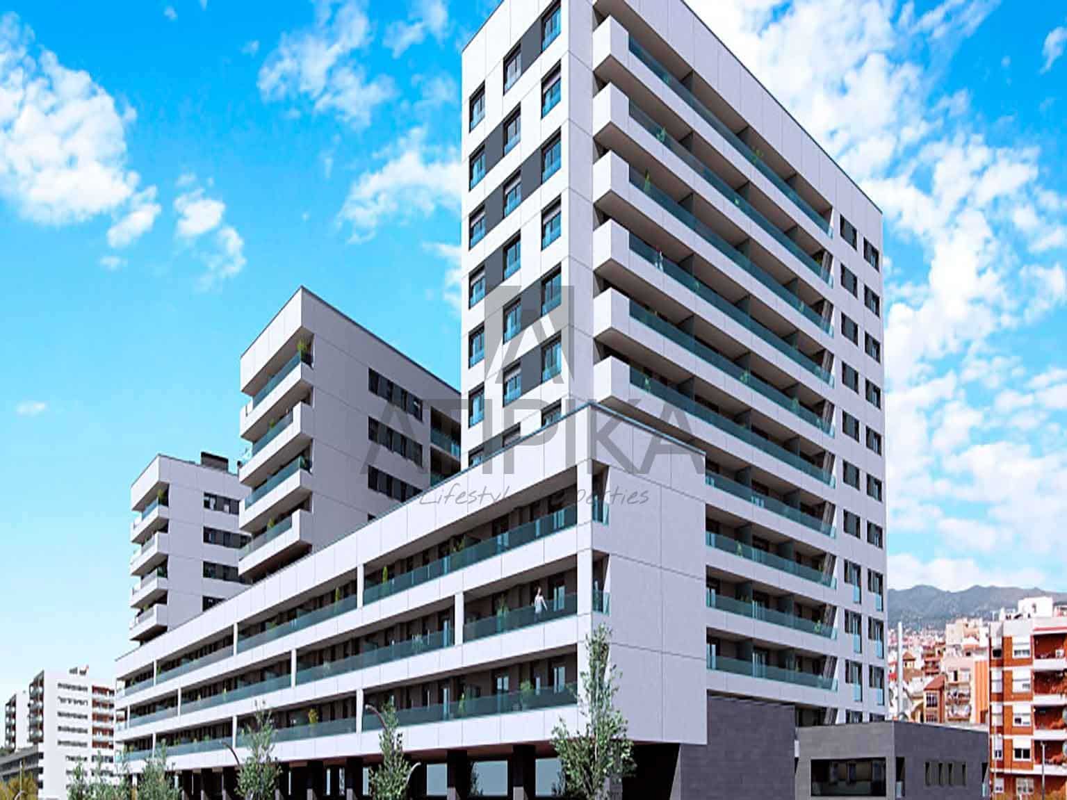 3 makuuhuone Huoneisto myytävänä paikassa Badalona mukana uima-altaan - 547 500 € (Ref: 9961904)