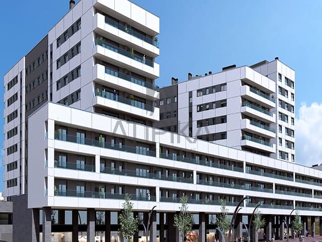 4 sovrum Lägenhet till salu i Badalona med pool - 694 000 € (Ref: 9961905)