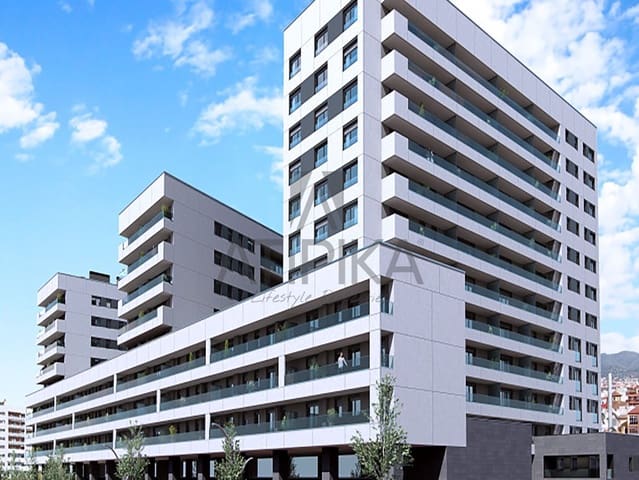 4 sovrum Lägenhet till salu i Badalona med pool - 694 000 € (Ref: 9961905)