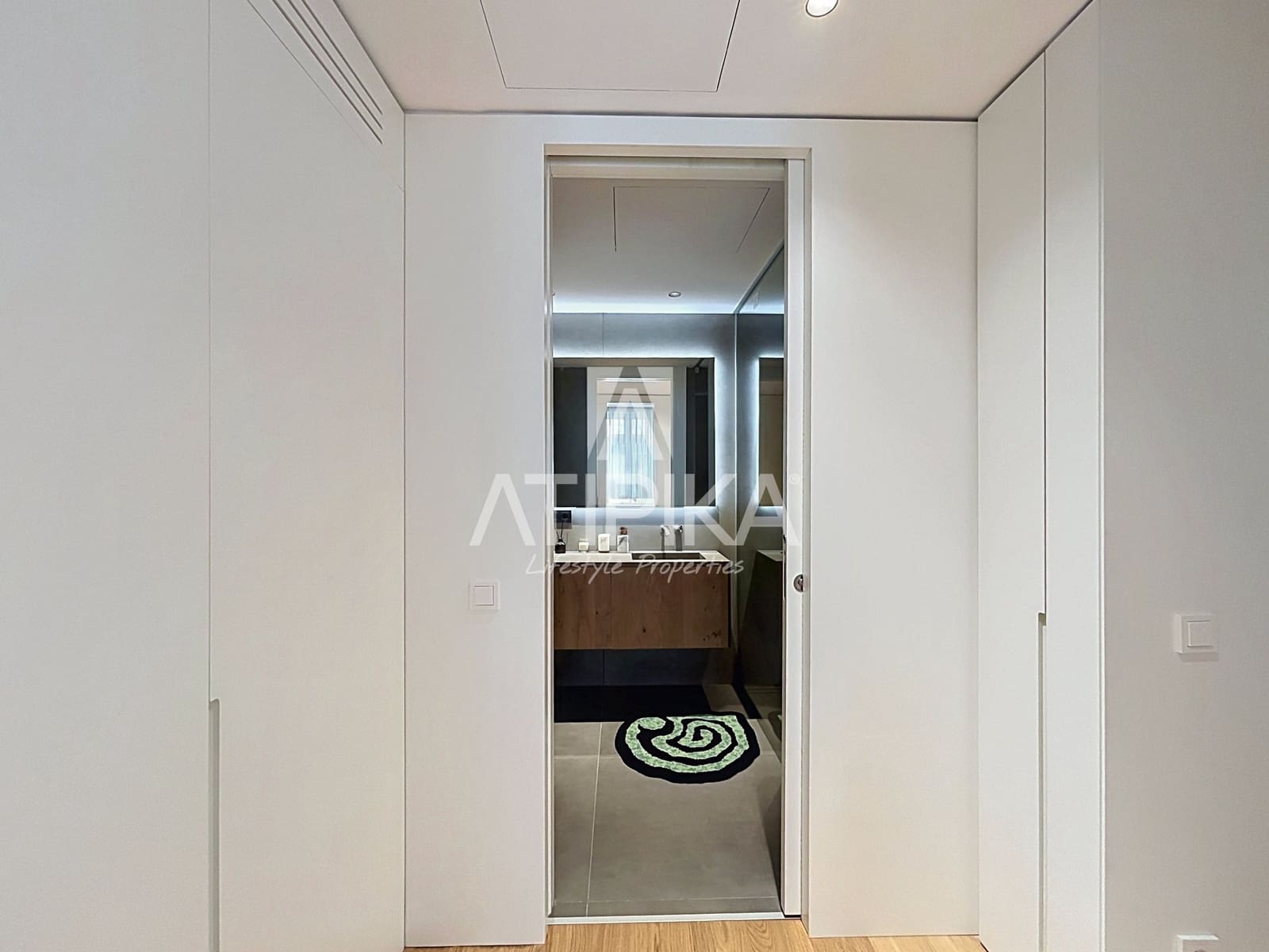 1 bedroom Apartment for sale in Barcelona city with pool - € 1,480,000 (Ref: 9964597)