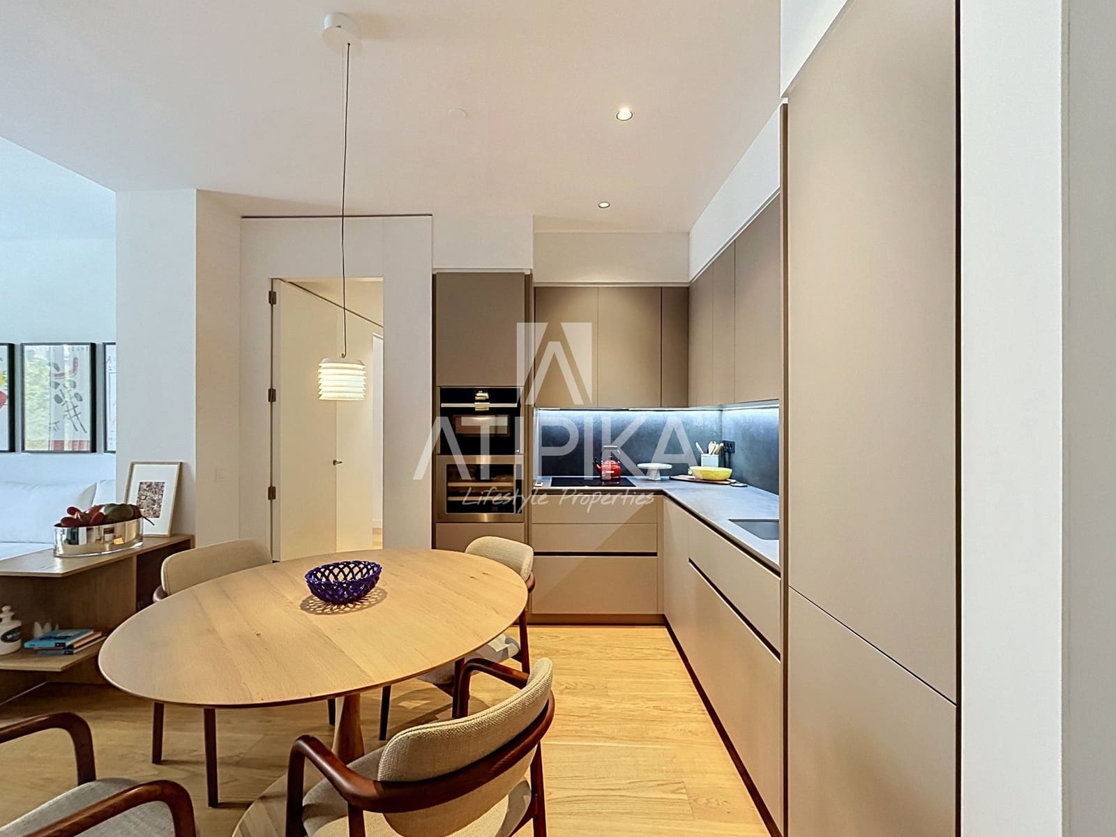 1 bedroom Apartment for sale in Barcelona city with pool - € 1,480,000 (Ref: 9964597)